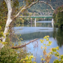 USA: Tennessee, Tennessee River Basin, Harriman, Emory River at Lon Mee Bridge